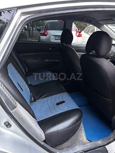Toyota Prius-5