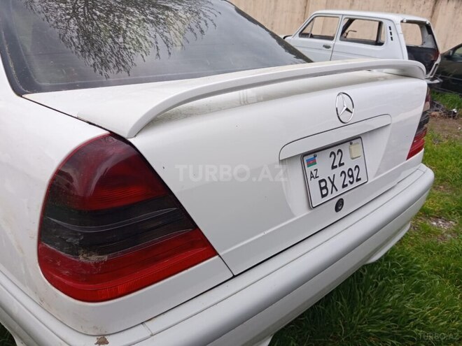 Mercedes C 200-3