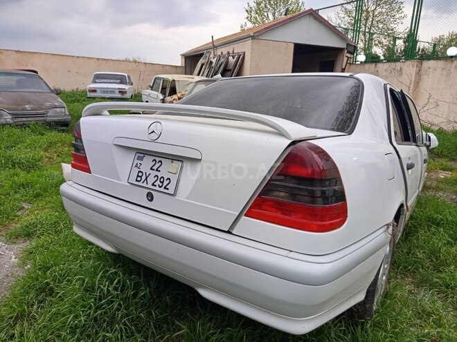 Mercedes C 200-6