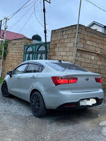 Kia Rio-2