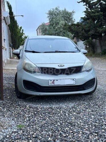 Kia Rio-5