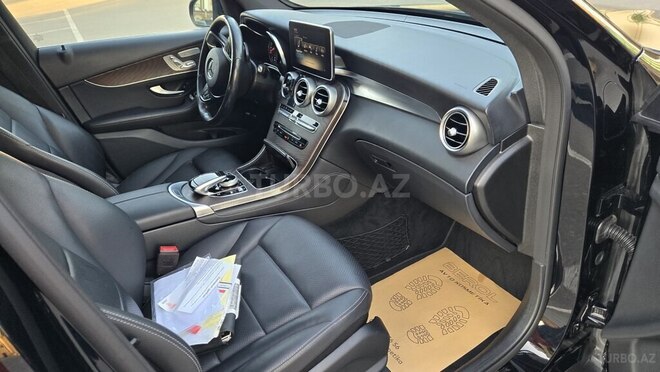 Mercedes GLC 350 e 4MATIC-15