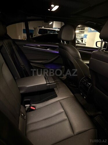 BMW 530-9