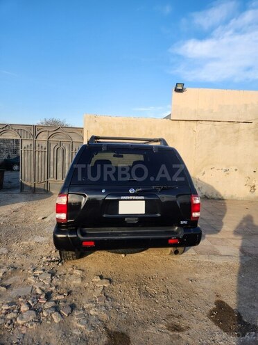 Nissan Pathfinder-4
