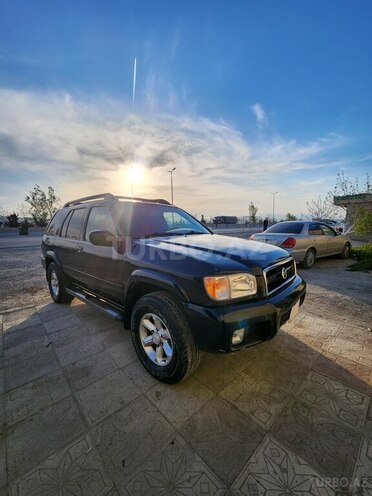 Nissan Pathfinder-6