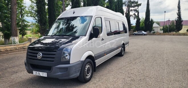 Volkswagen Crafter-3