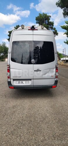 Volkswagen Crafter-2