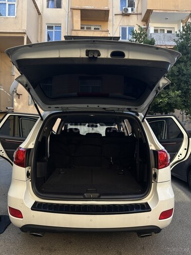Hyundai Santa Fe-8