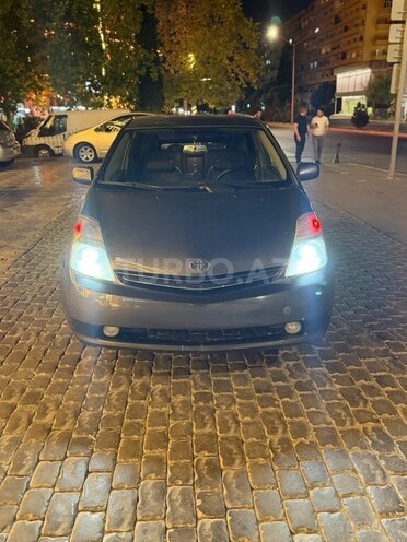 Toyota Prius-1