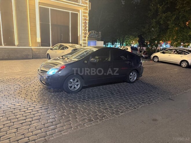 Toyota Prius-2