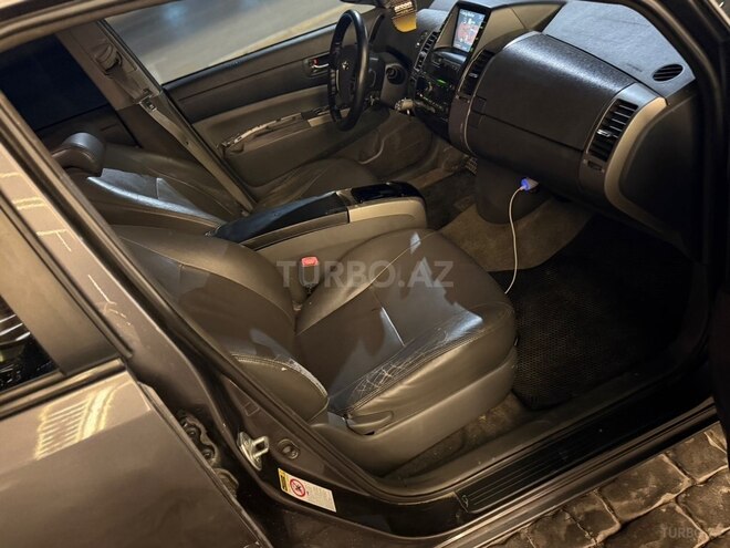 Toyota Prius-6