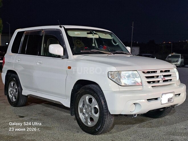 Mitsubishi Pajero io-2
