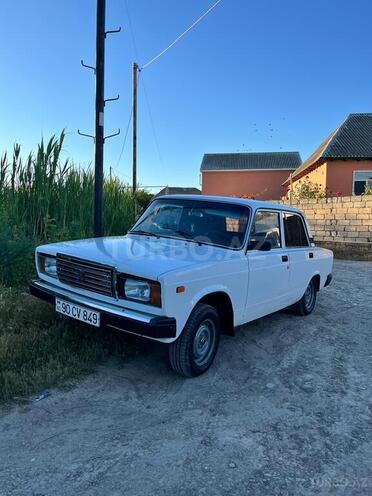 LADA (VAZ) 2107-18