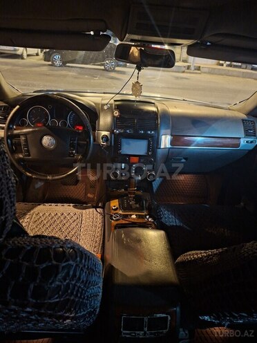 Volkswagen Touareg-8
