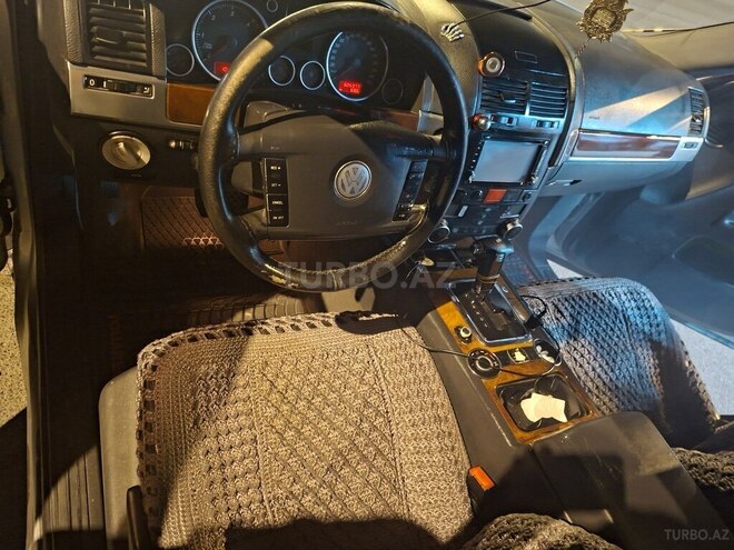 Volkswagen Touareg-10