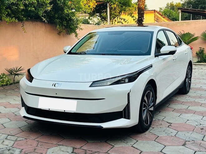 Changan Qiyuan A05-10
