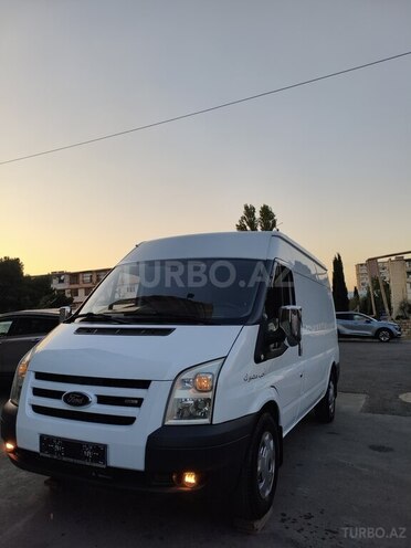 Ford Transit-2