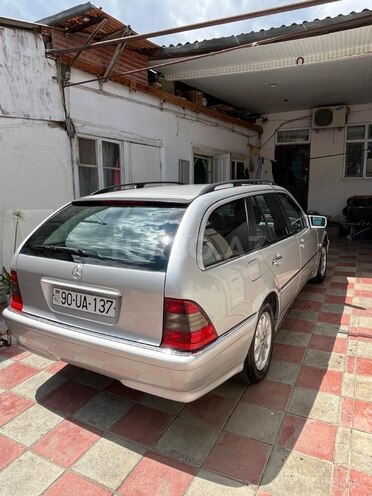 Mercedes C 180-5