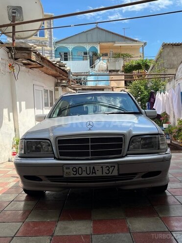 Mercedes C 180-7