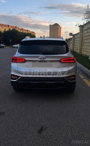 Hyundai Santa Fe-3