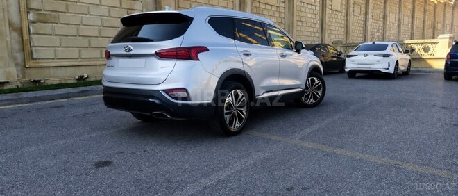 Hyundai Santa Fe-2