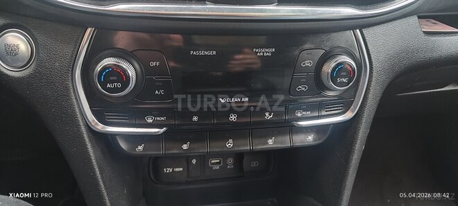Hyundai Santa Fe-6