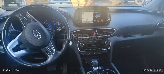 Hyundai Santa Fe-12