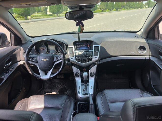 Chevrolet Cruze-5