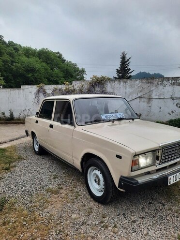 LADA (VAZ) 2107-5