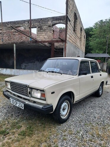 LADA (VAZ) 2107-4