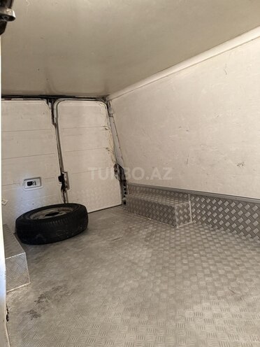 Ford Transit-14