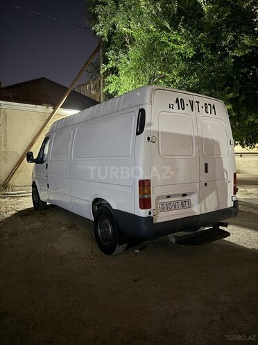 Ford Transit-6