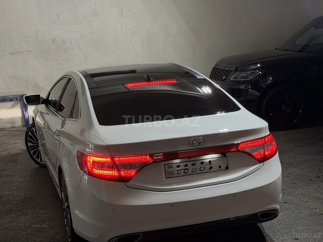Hyundai Azera-7