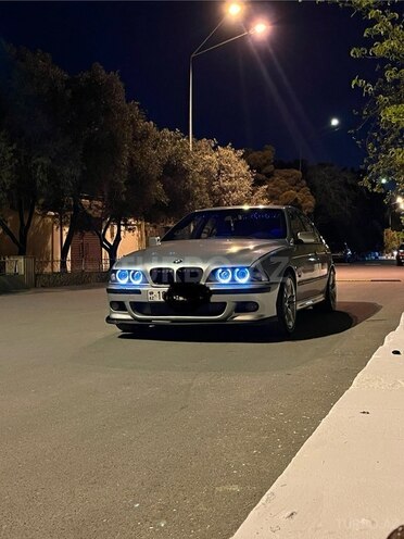 BMW 525-7