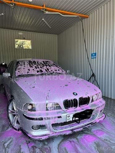 BMW 525-9