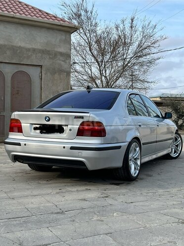 BMW 525-4