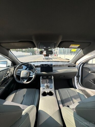 BYD Qin Plus-8