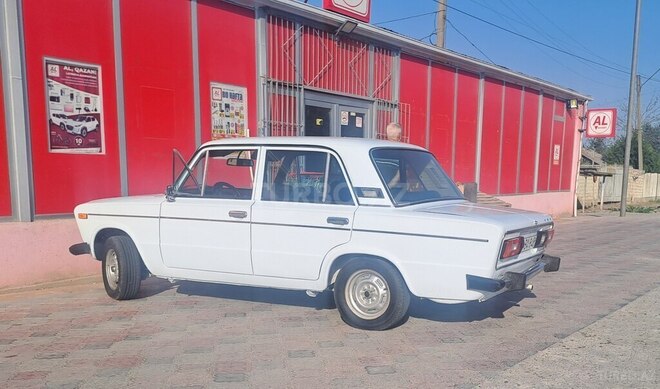 LADA (VAZ) 2106-4