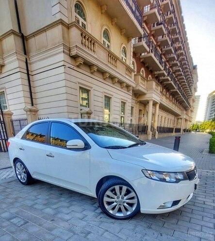 Kia Cerato-5