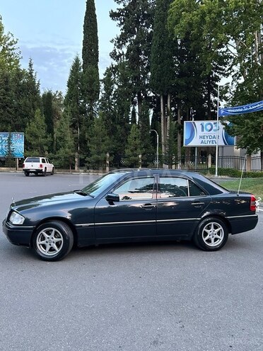Mercedes C 180-3