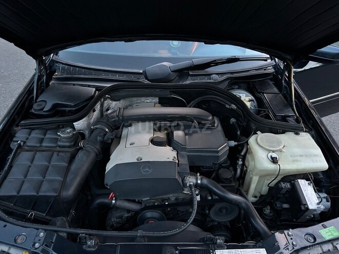 Mercedes C 180-9