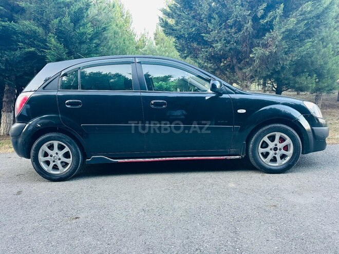 Kia Rio-4