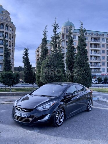 Hyundai Elantra-8