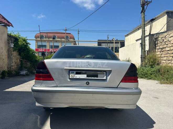 Mercedes C 230-4