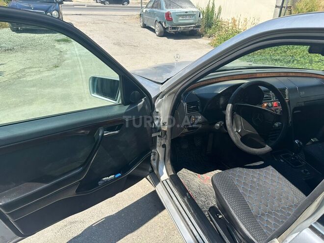 Mercedes C 230-13