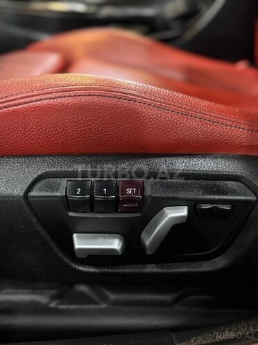 BMW 330-9