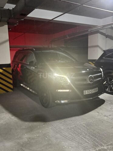 Mercedes GL 500 4MATIC-1
