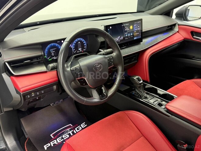 Toyota Camry-8