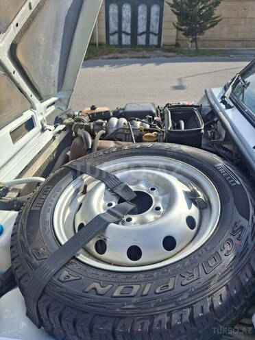 LADA (VAZ) Niva-6