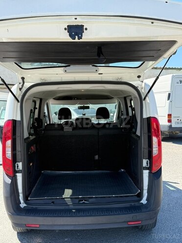 Fiat Doblo-9